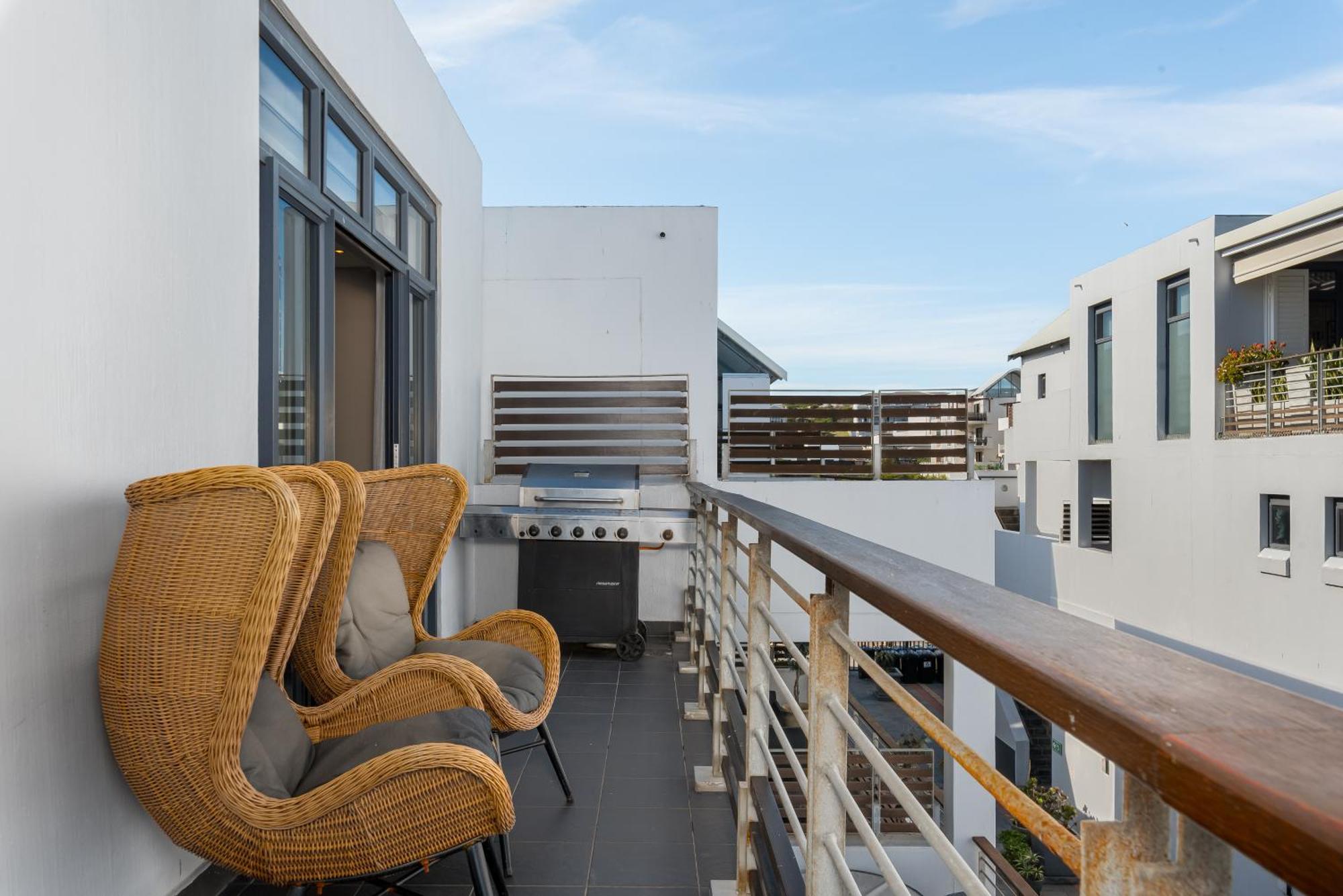 238 Eden On The Bay * Cape Town