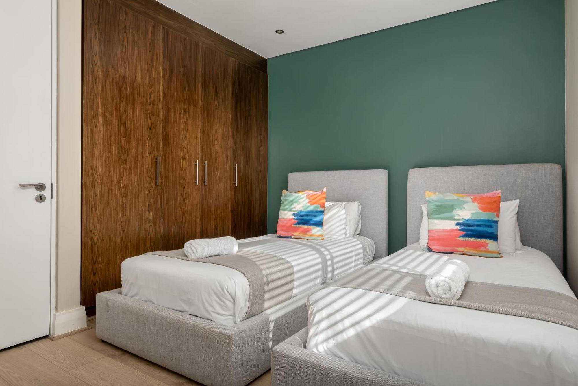 238 Eden On The Bay * Cape Town